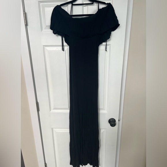 Off shoulder BCBGeneration maxi dress - Picture 2 of 4